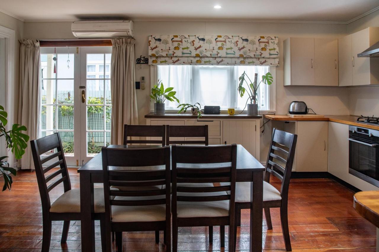 Cottage In The Heart Of Carterton Εξωτερικό φωτογραφία